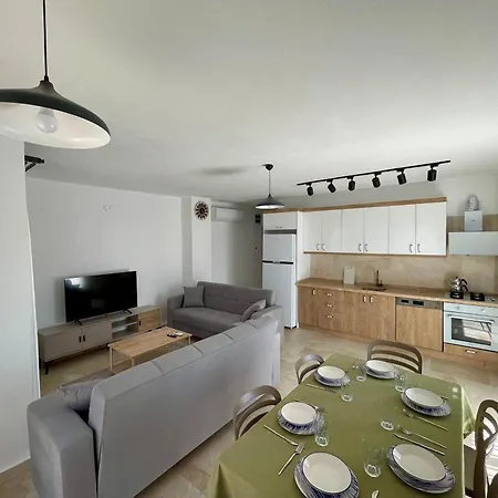 Cam Tatil Evleri Semesterbostad Kızlanköy